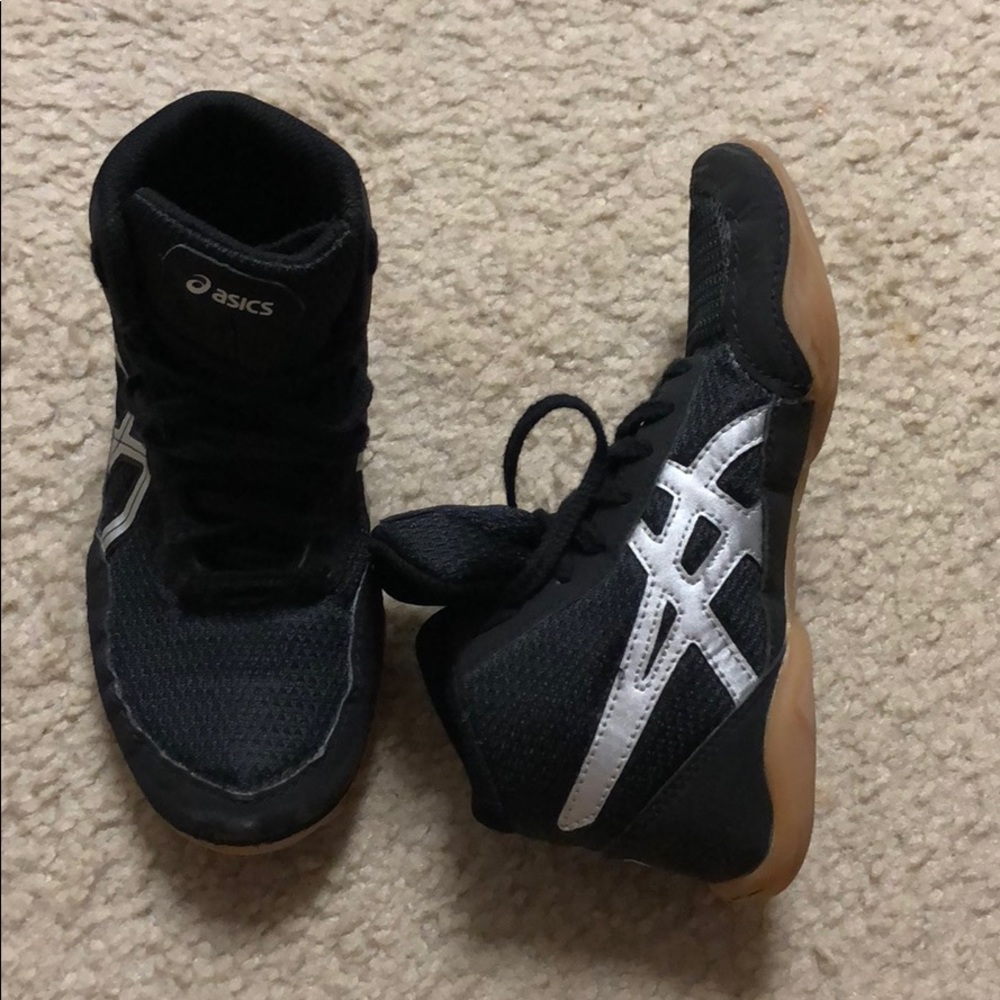 ASICS Wrestling shoes